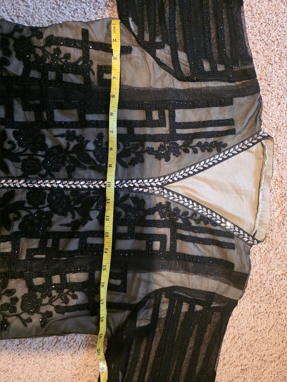 Premium Luxury Lawn '26 by Maria B 3 Piece - Brand New - Authentic - Picture 8 of 12